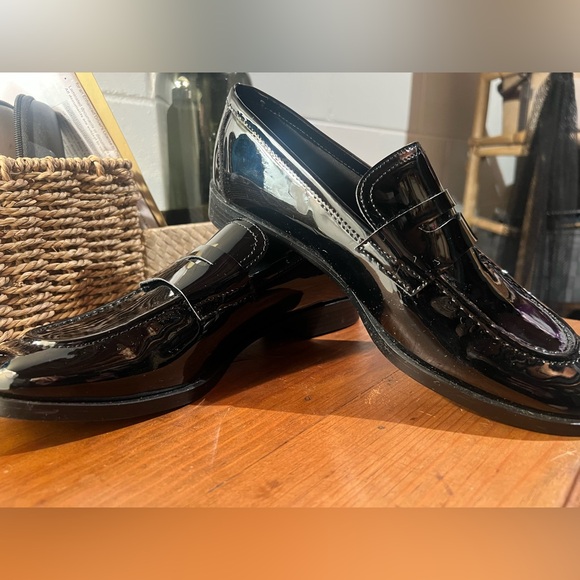 Zara Patent Leather Loafers - Picture 14 of 15